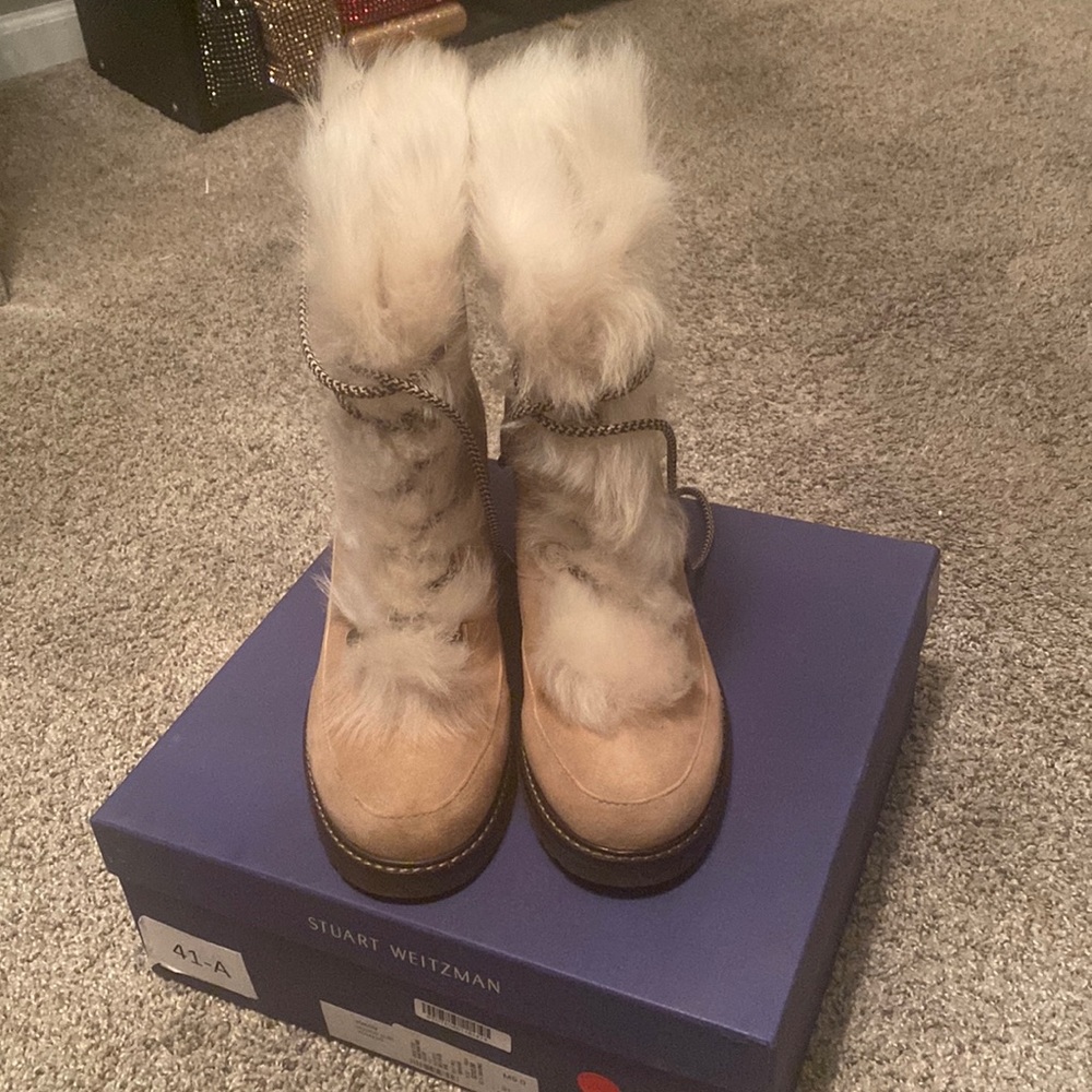 Stuart Weitzman Yukon Bootie